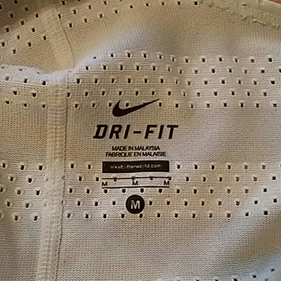 🌟 Nike Dri-Fit Racerback Sports / Athletic Top - Picture 5 of 5